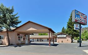 Golden Eagle Motel